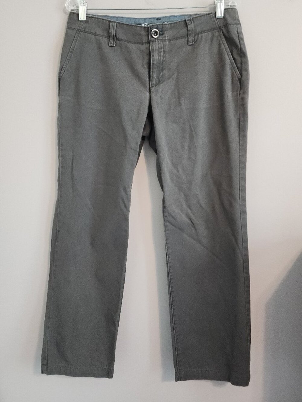 Eddie Bauer Women's Petite 6 Gray Straight Leg Pants